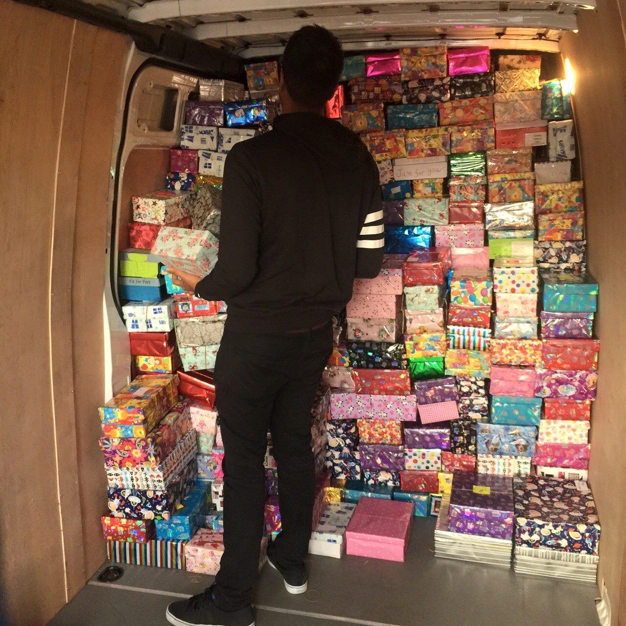 Over 20,000 Shoeboxes Full of Eid Gifts to be Sent to 