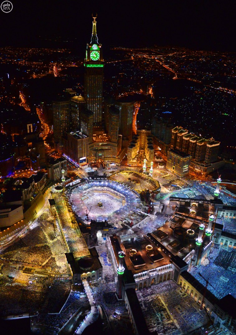 10 Amazing Aerial Photos from Makkah Taken During the 27th Night of
