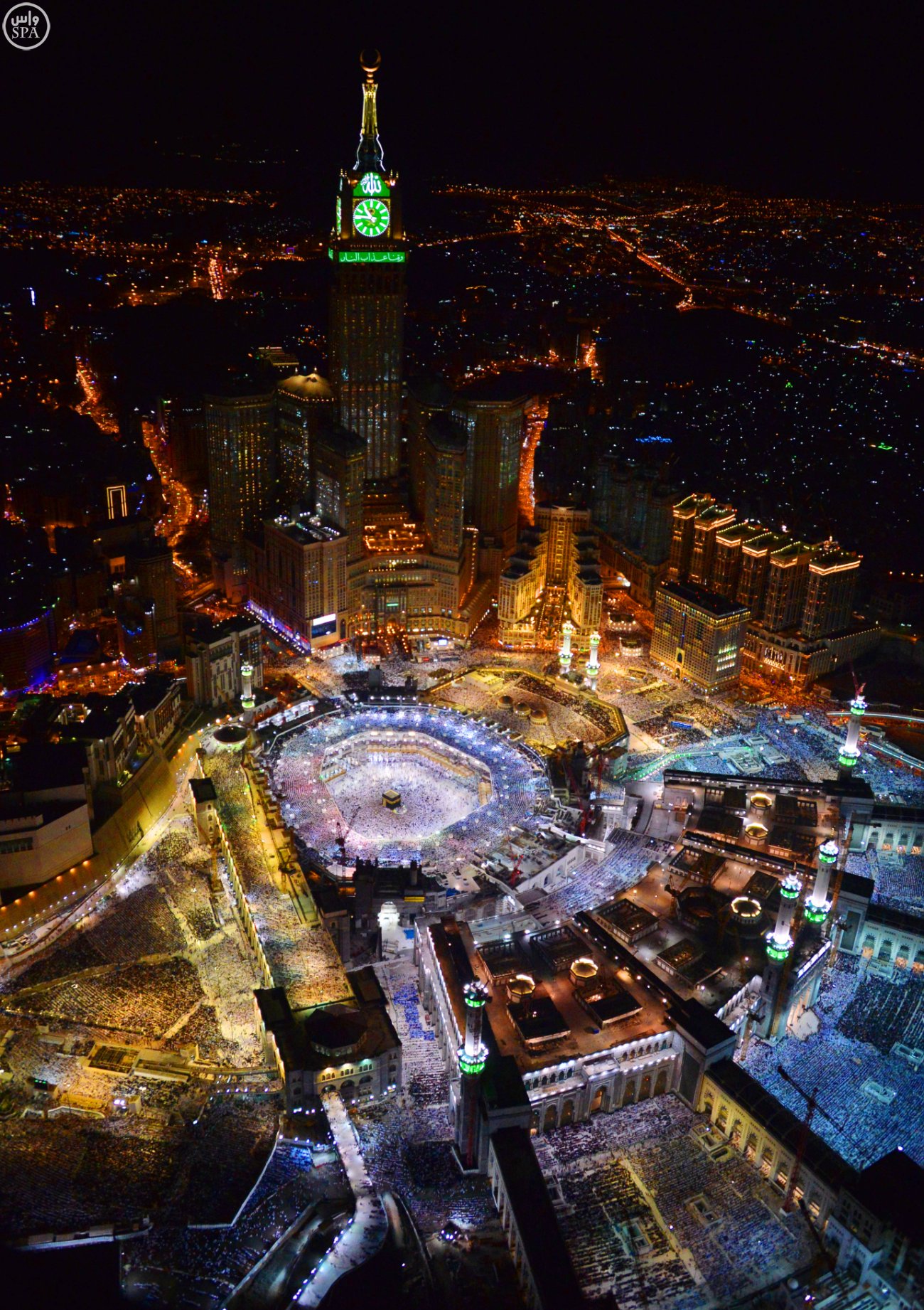 10-amazing-aerial-photos-from-makkah-taken-during-the-27th-night-of