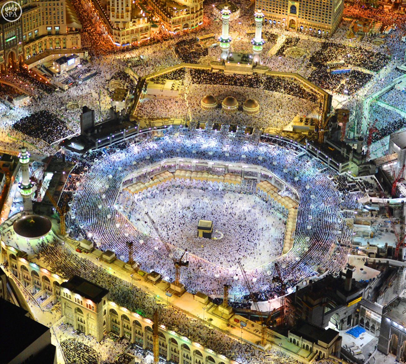 10 Amazing Aerial Photos from Makkah Taken During the 27th Night of